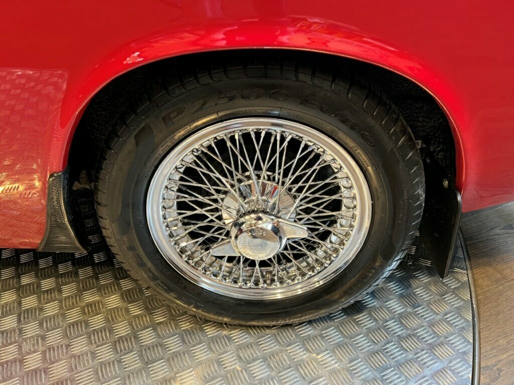 1965 VOLVO P1800 S 4 SP MANUAL 2D COUPE