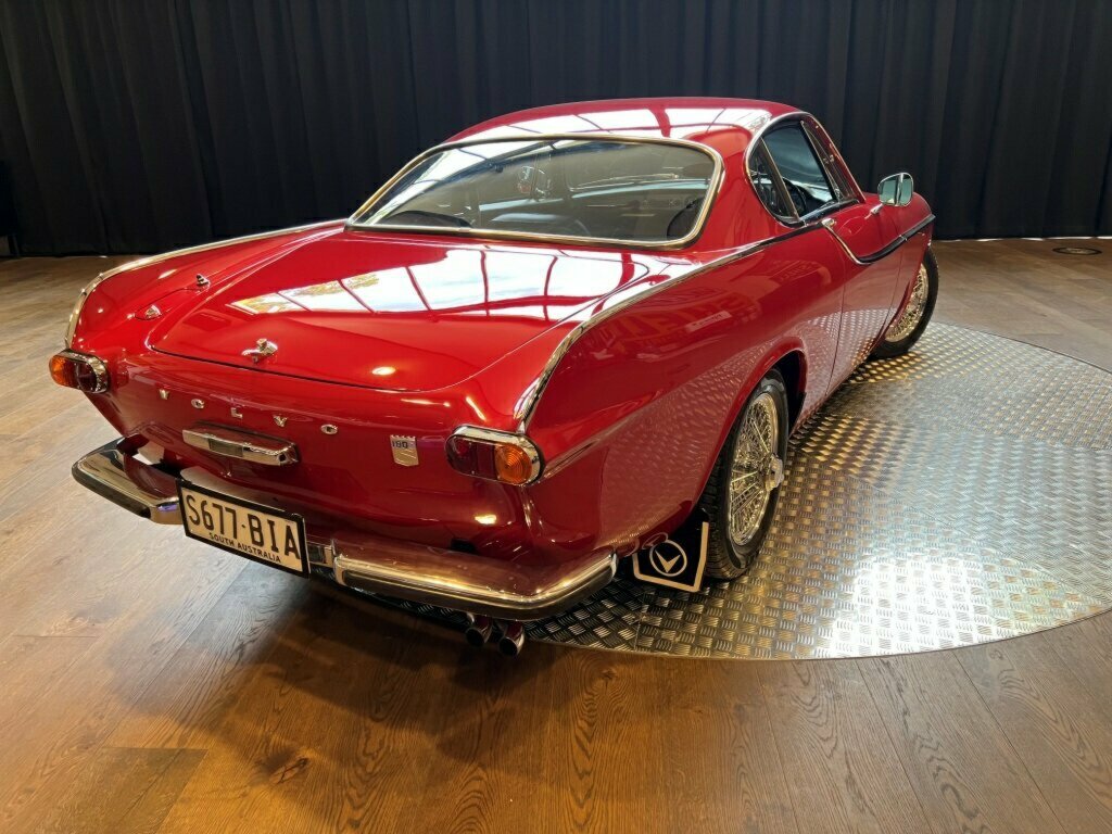 1965 VOLVO P1800 S 4 SP MANUAL 2D COUPE