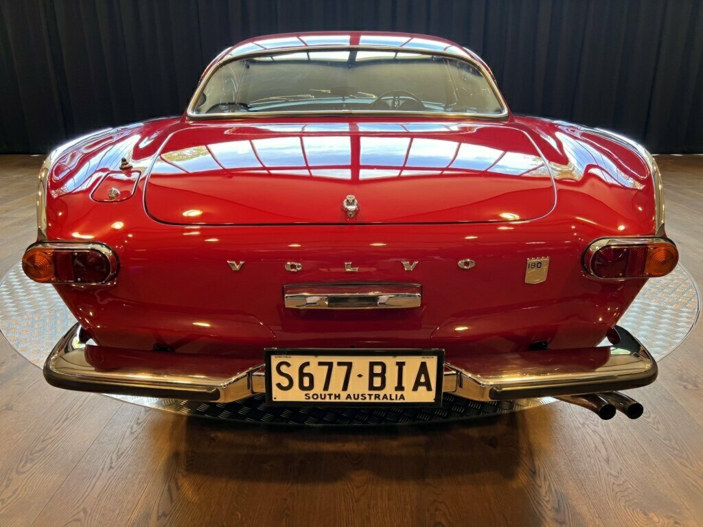 1965 VOLVO P1800 S 4 SP MANUAL 2D COUPE