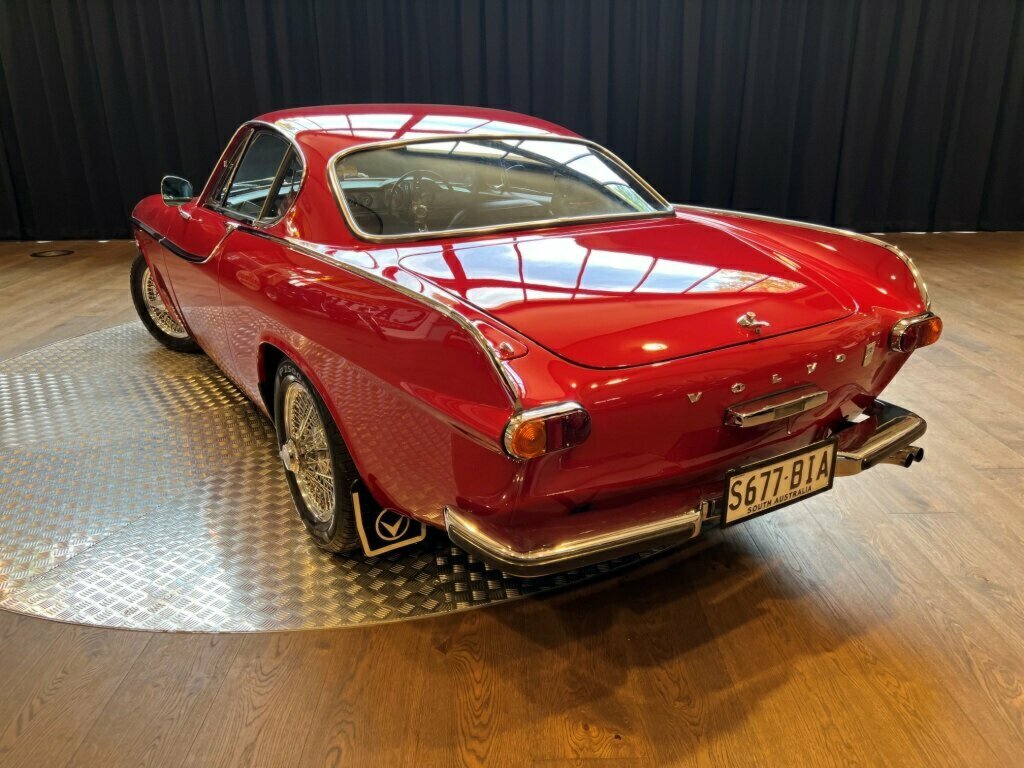 1965 VOLVO P1800 S 4 SP MANUAL 2D COUPE