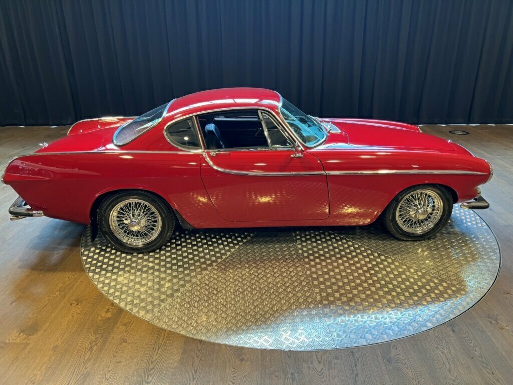 1965 VOLVO P1800 S 4 SP MANUAL 2D COUPE
