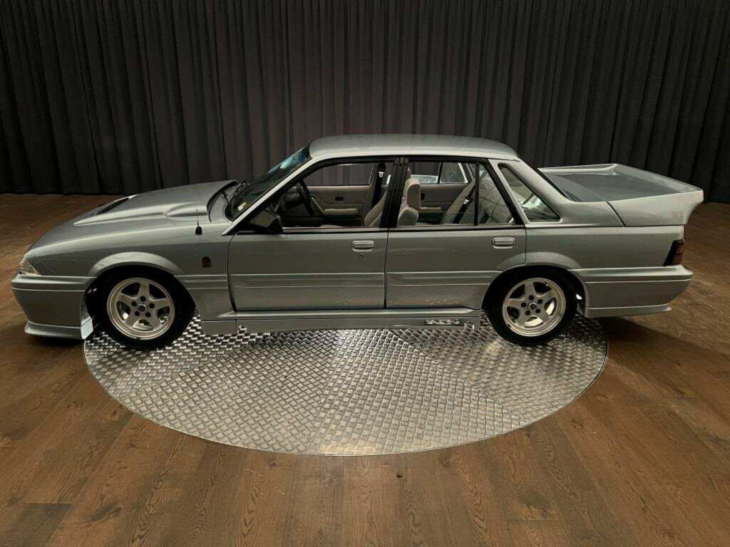 1988 HOLDEN SPECIAL VEHICLES COMMODORE VL SS GROUP A 5 SP MANUAL 4D SEDAN