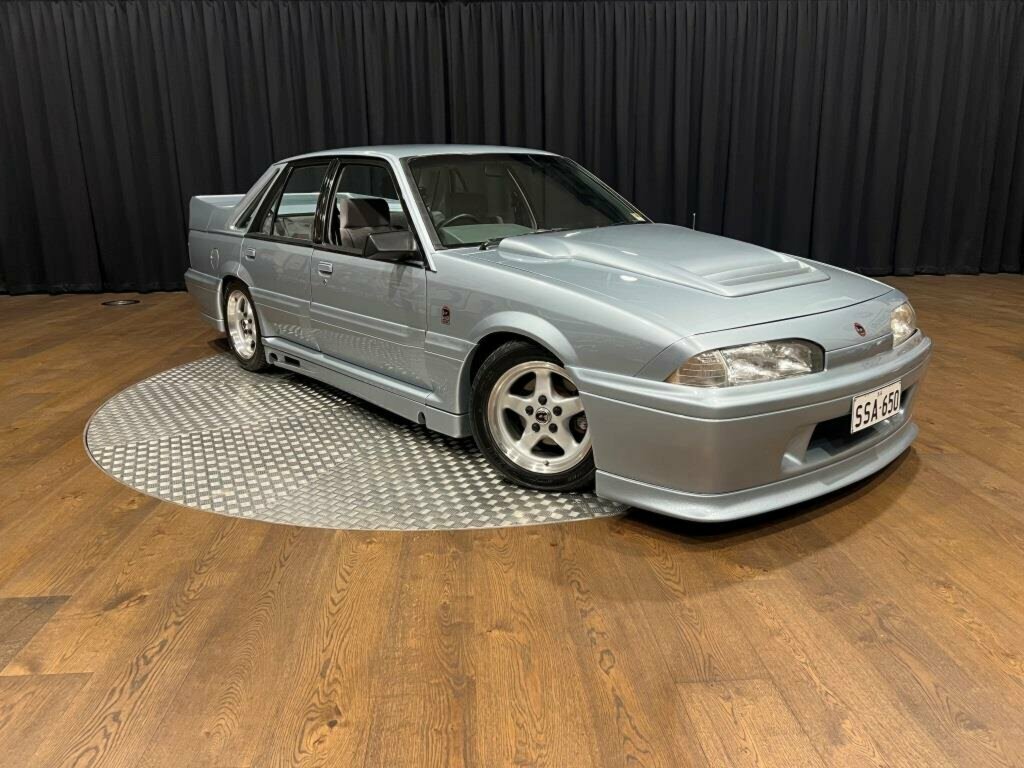 1988 HOLDEN SPECIAL VEHICLES COMMODORE VL SS GROUP A 5 SP MANUAL 4D SEDAN