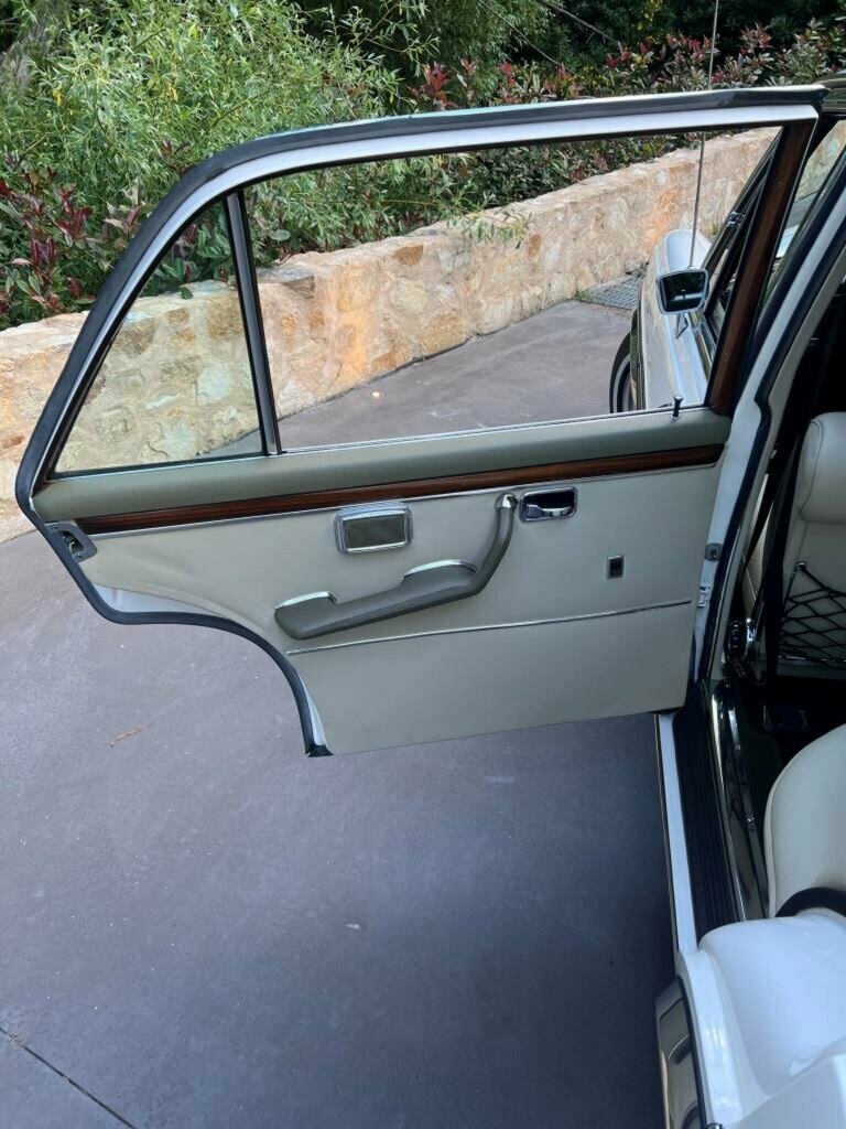 1970 MERCEDES-BENZ 300 SEL 3.5 3 SP AUTOMATIC 4D SEDAN