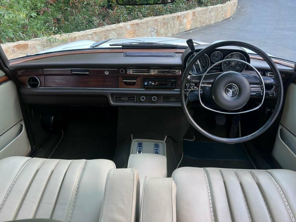 1970 MERCEDES-BENZ 300 SEL 3.5 3 SP AUTOMATIC 4D SEDAN