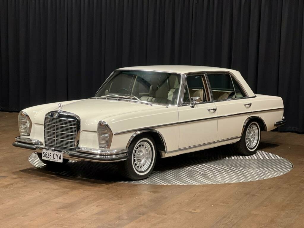 1970 MERCEDES-BENZ 300 SEL 3.5 3 SP AUTOMATIC 4D SEDAN