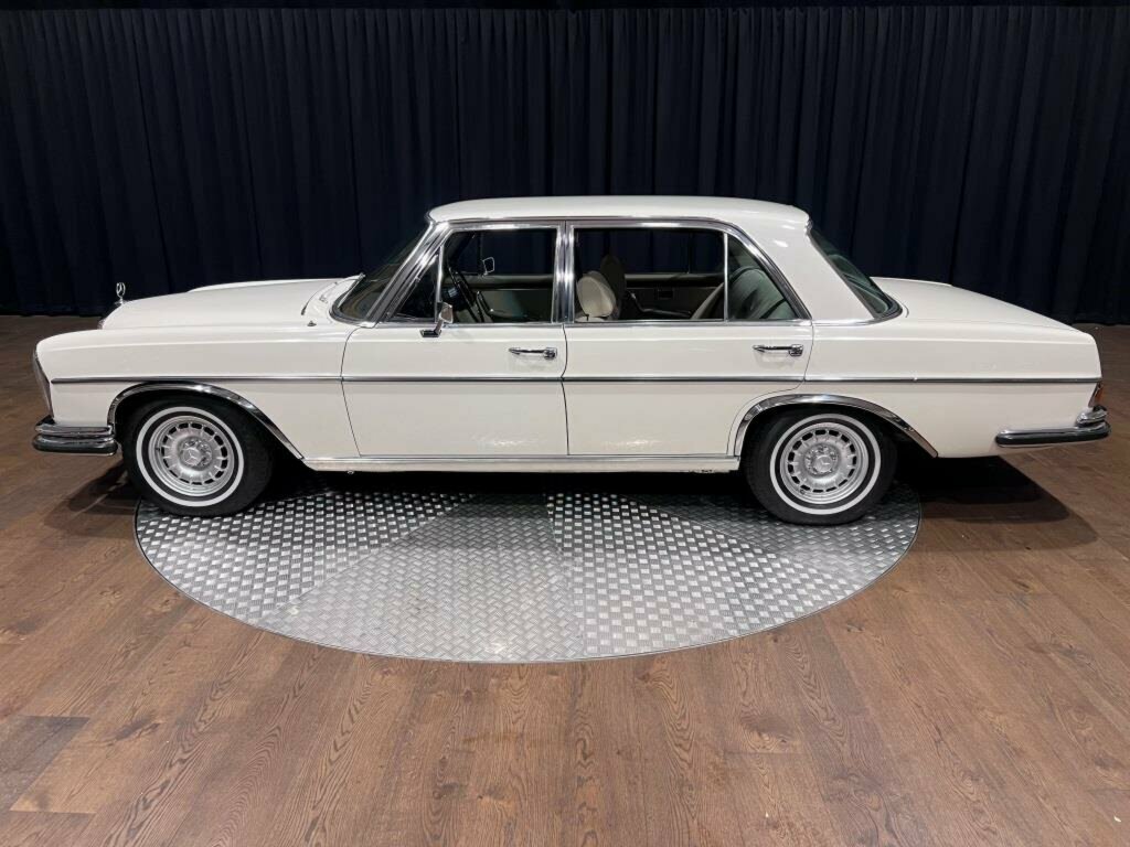 1970 MERCEDES-BENZ 300 SEL 3.5 3 SP AUTOMATIC 4D SEDAN