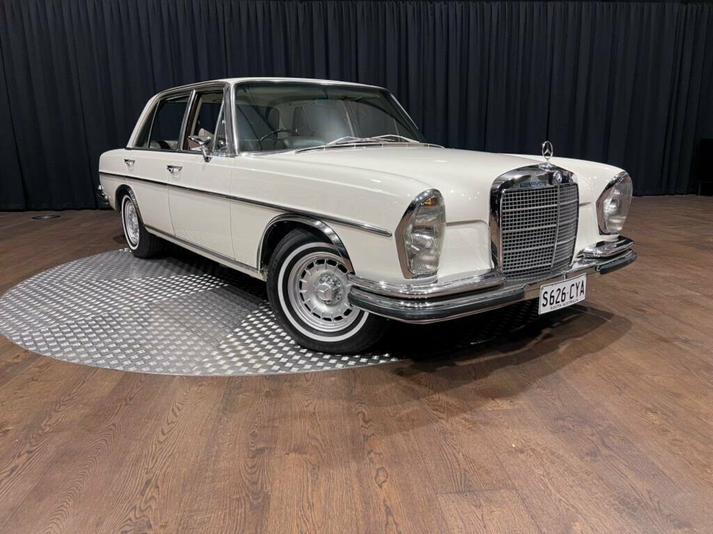 1970 MERCEDES-BENZ 300 SEL 3.5 3 SP AUTOMATIC 4D SEDAN