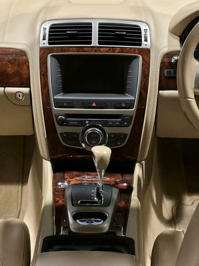 2006 JAGUAR XK X150 6 SP AUTOMATIC 2D COUPE