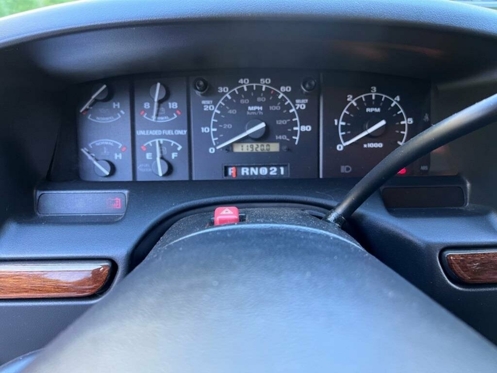 1993 FORD F150 FLARESIDE 3 SP AUTOMATIC 2D UTILITY