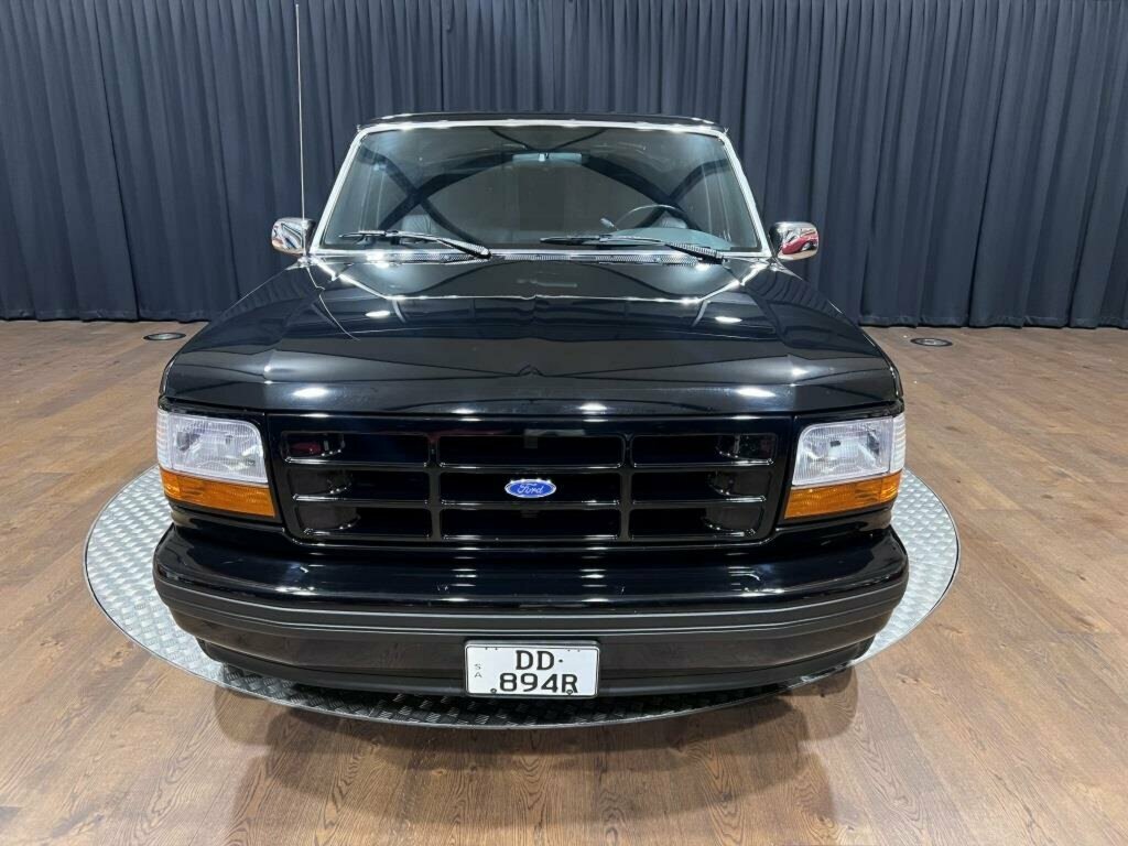 1993 FORD F150 FLARESIDE 3 SP AUTOMATIC 2D UTILITY