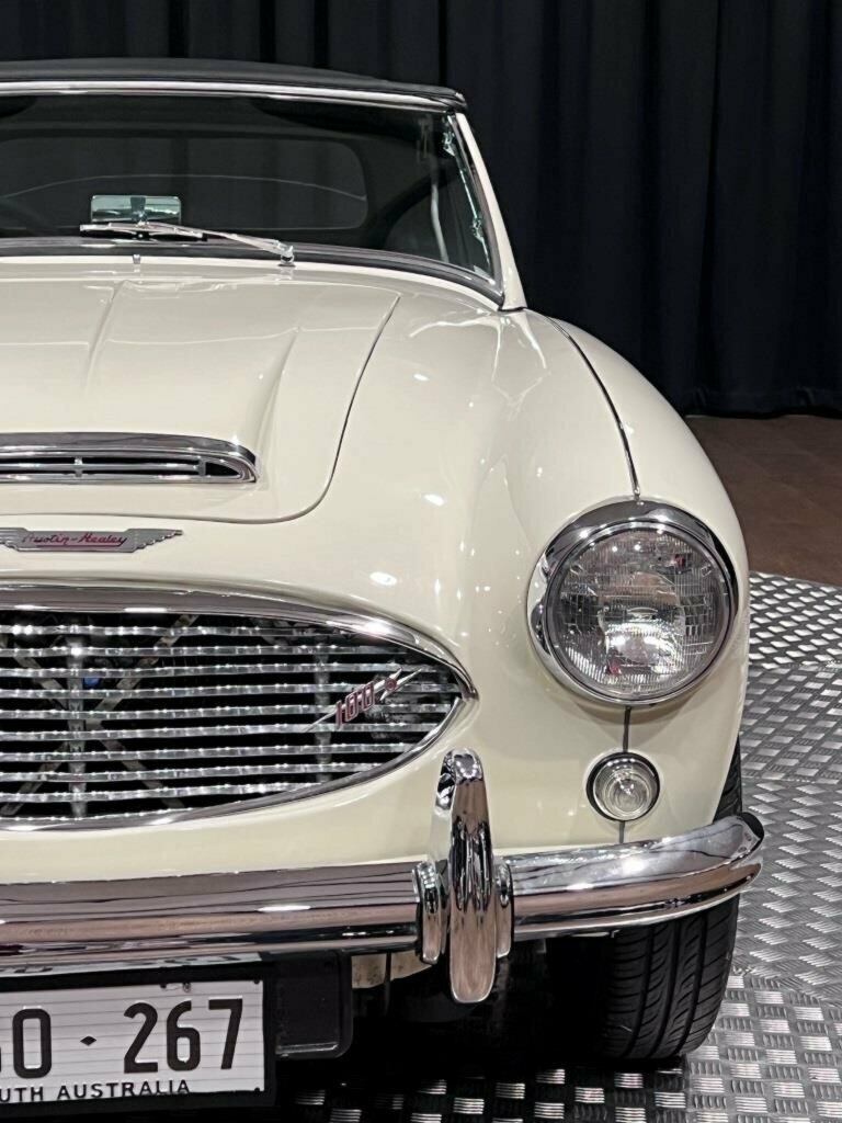 1957 AUSTIN HEALEY 100 SIX BN4 CONVERTIBLE