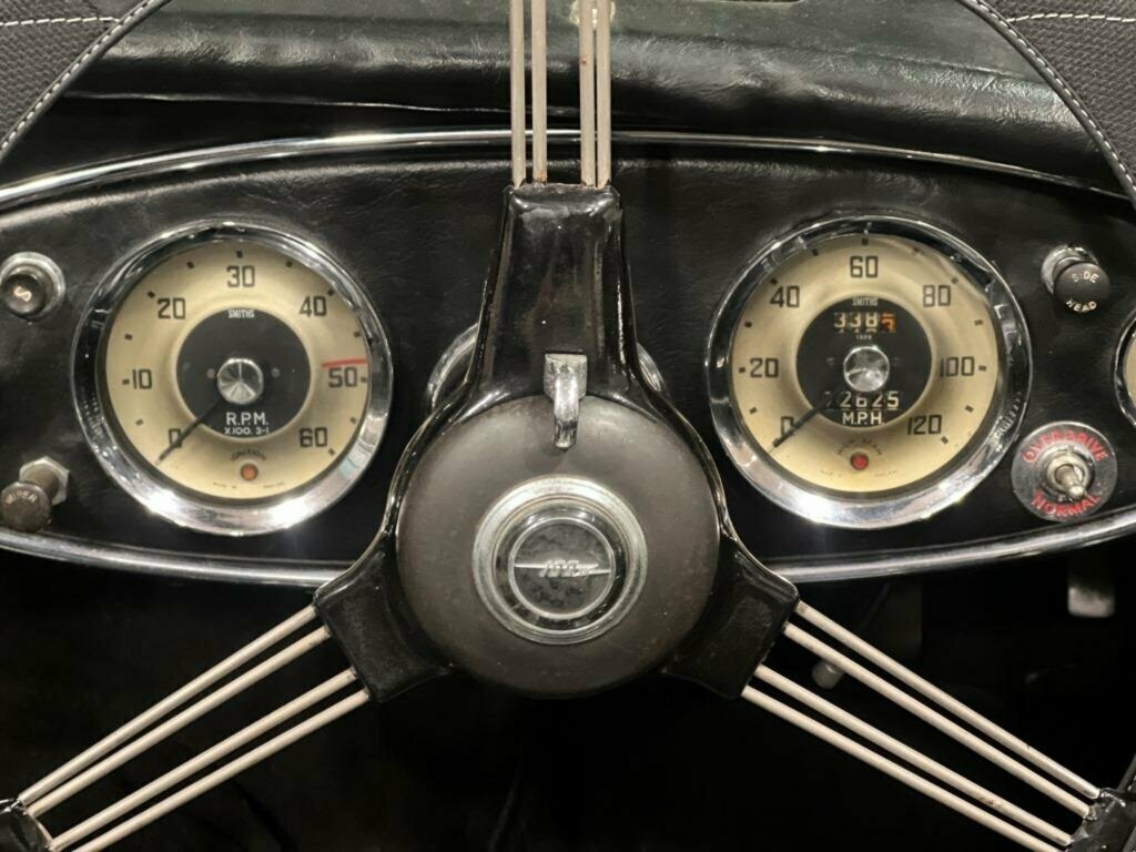 1957 AUSTIN HEALEY 100 SIX BN4 CONVERTIBLE