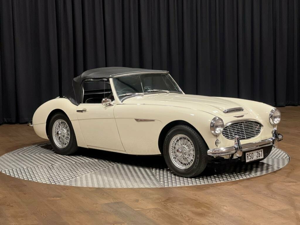 1957 AUSTIN HEALEY 100 SIX BN4 CONVERTIBLE