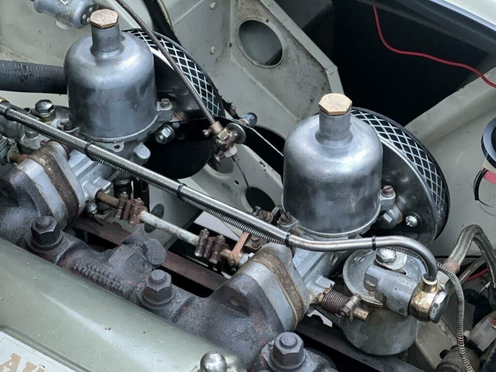 1957 AUSTIN HEALEY 100 SIX BN4 CONVERTIBLE