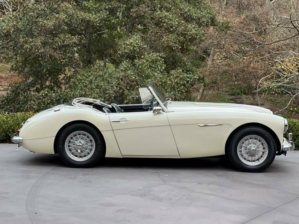 1957 AUSTIN HEALEY 100 SIX BN4 CONVERTIBLE