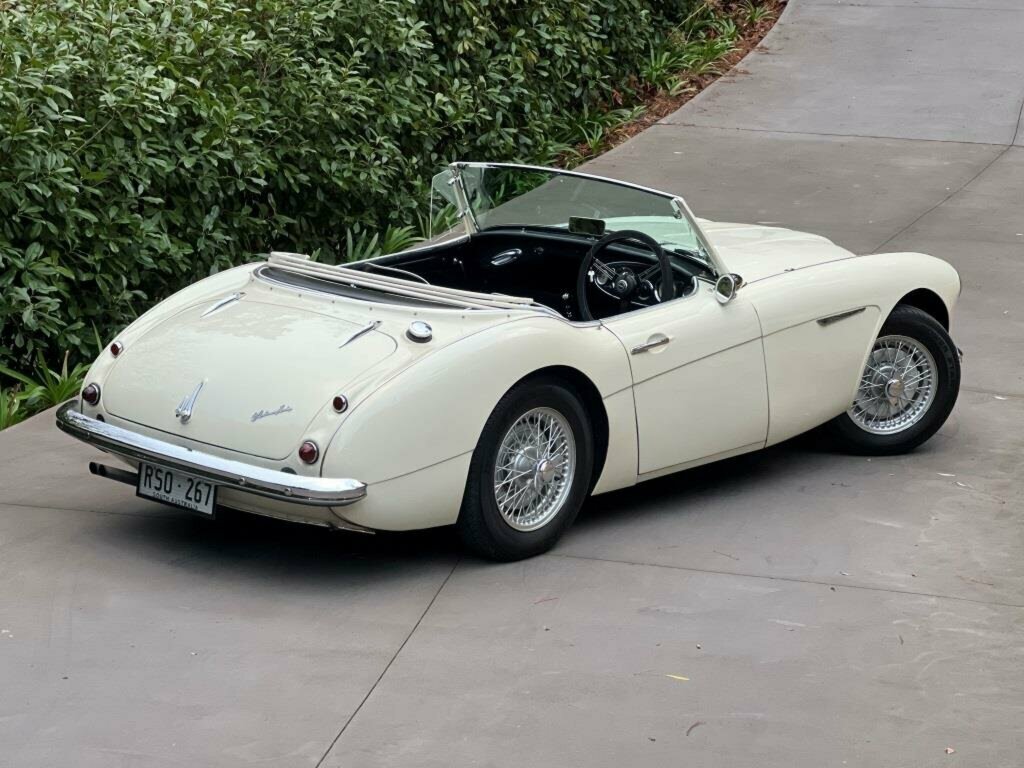 1957 AUSTIN HEALEY 100 SIX BN4 CONVERTIBLE