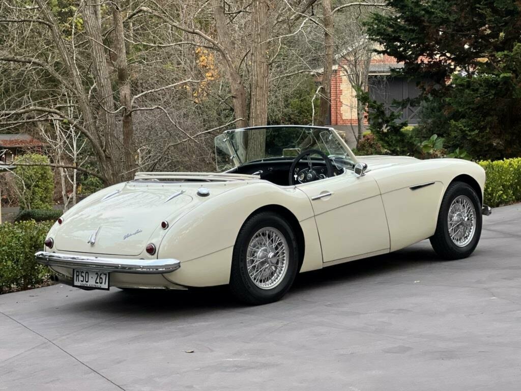 1957 AUSTIN HEALEY 100 SIX BN4 CONVERTIBLE