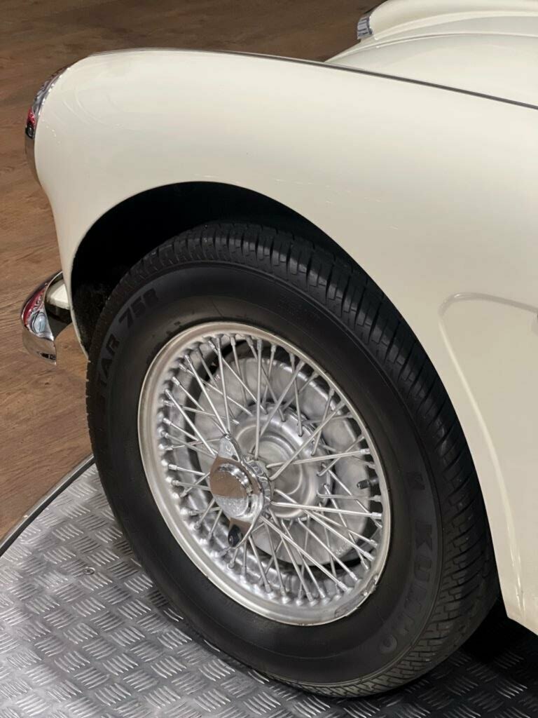 1957 AUSTIN HEALEY 100 SIX BN4 CONVERTIBLE