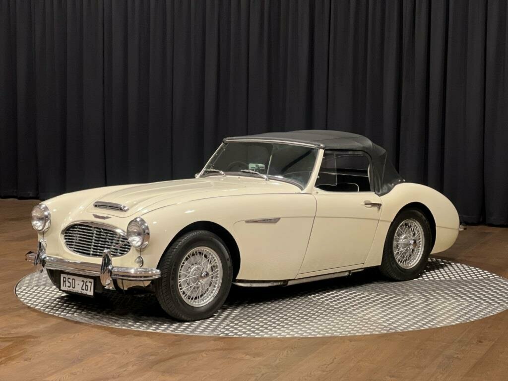 1957 AUSTIN HEALEY 100 SIX BN4 CONVERTIBLE