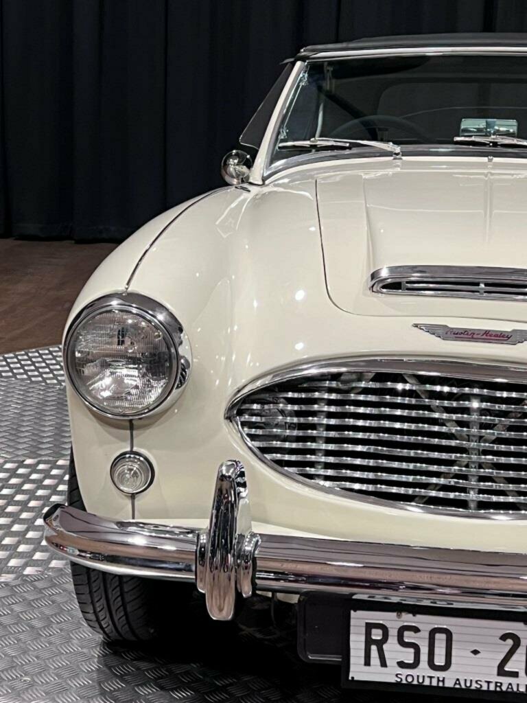 1957 AUSTIN HEALEY 100 SIX BN4 CONVERTIBLE