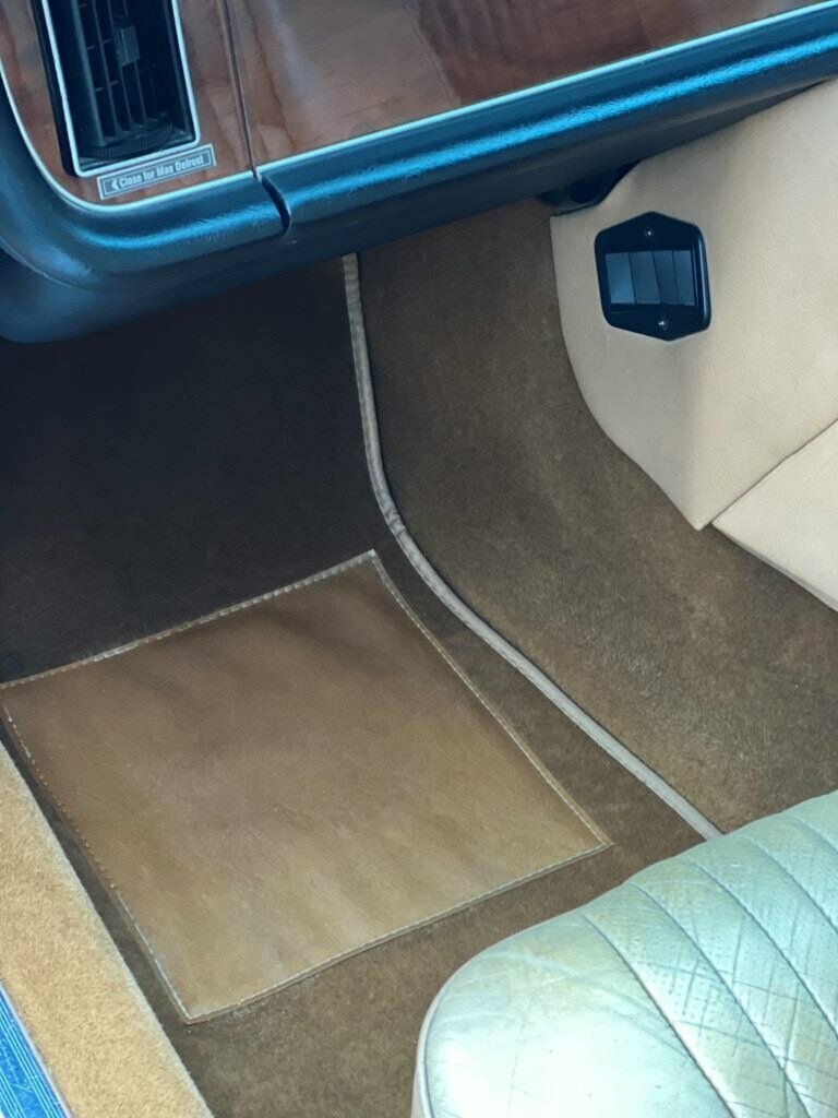 1975 JAGUAR XJ6 SERIES II L 4.2 3 SP AUTOMATIC 4D SEDAN