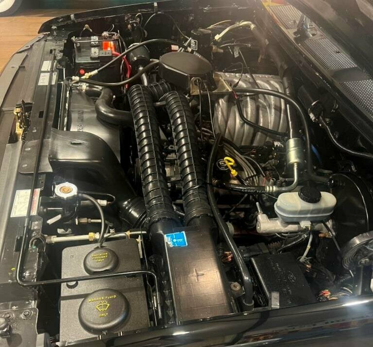 1993 FORD F150 FLARESIDE 4 SP AUTOMATIC 2D UTILITY