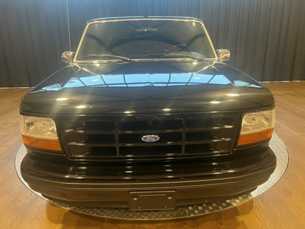 1993 FORD F150 FLARESIDE 4 SP AUTOMATIC 2D UTILITY