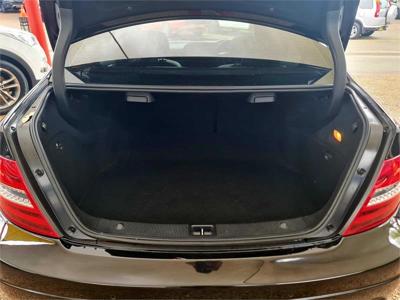 2011 MERCEDES-BENZ C-CLASS W204 C250 CDI BLUEEFFICIENCY SPORTS AUTOMATIC SEDAN