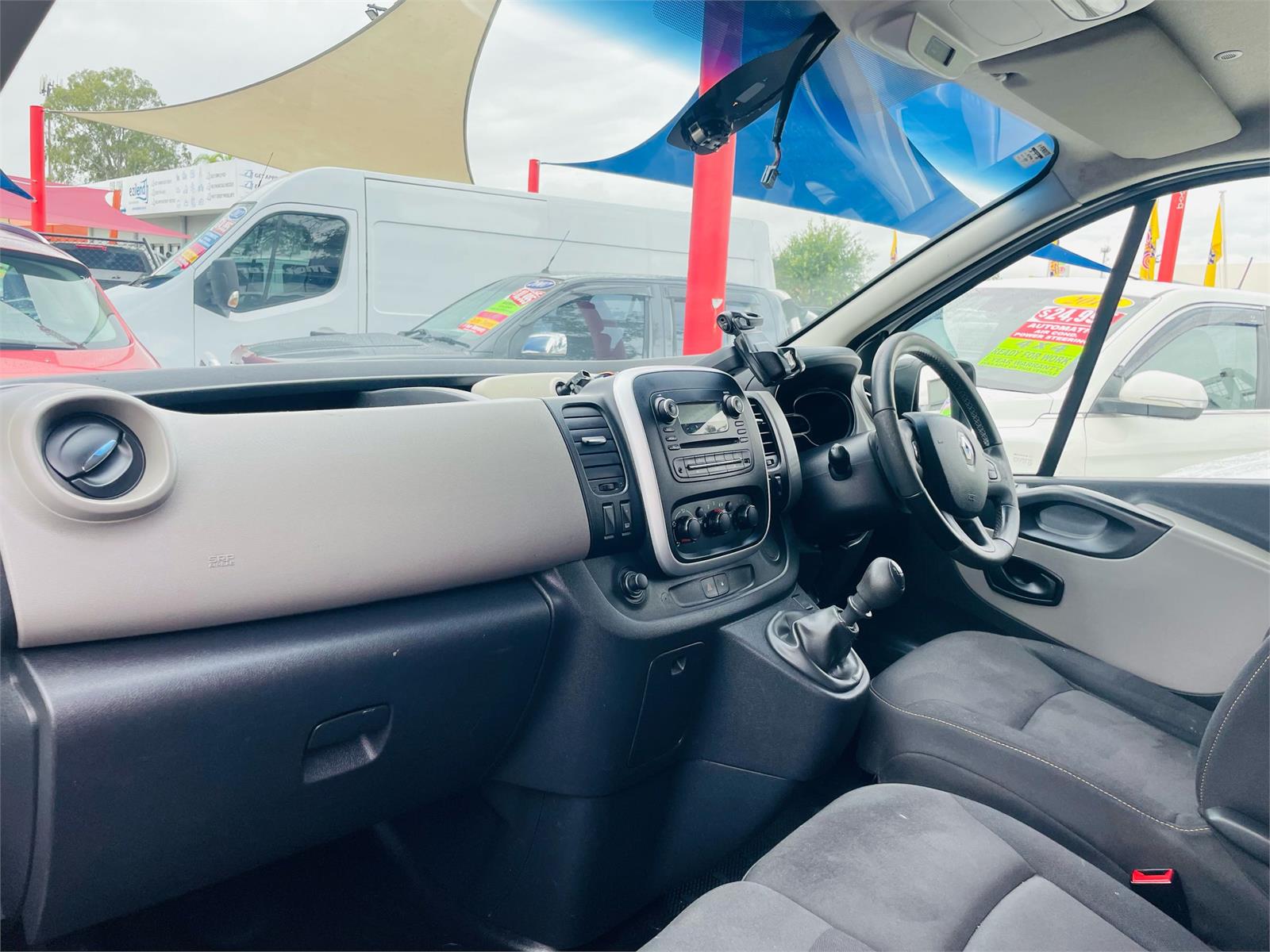 2017 RENAULT TRAFIC X82 103KW MANUAL VAN