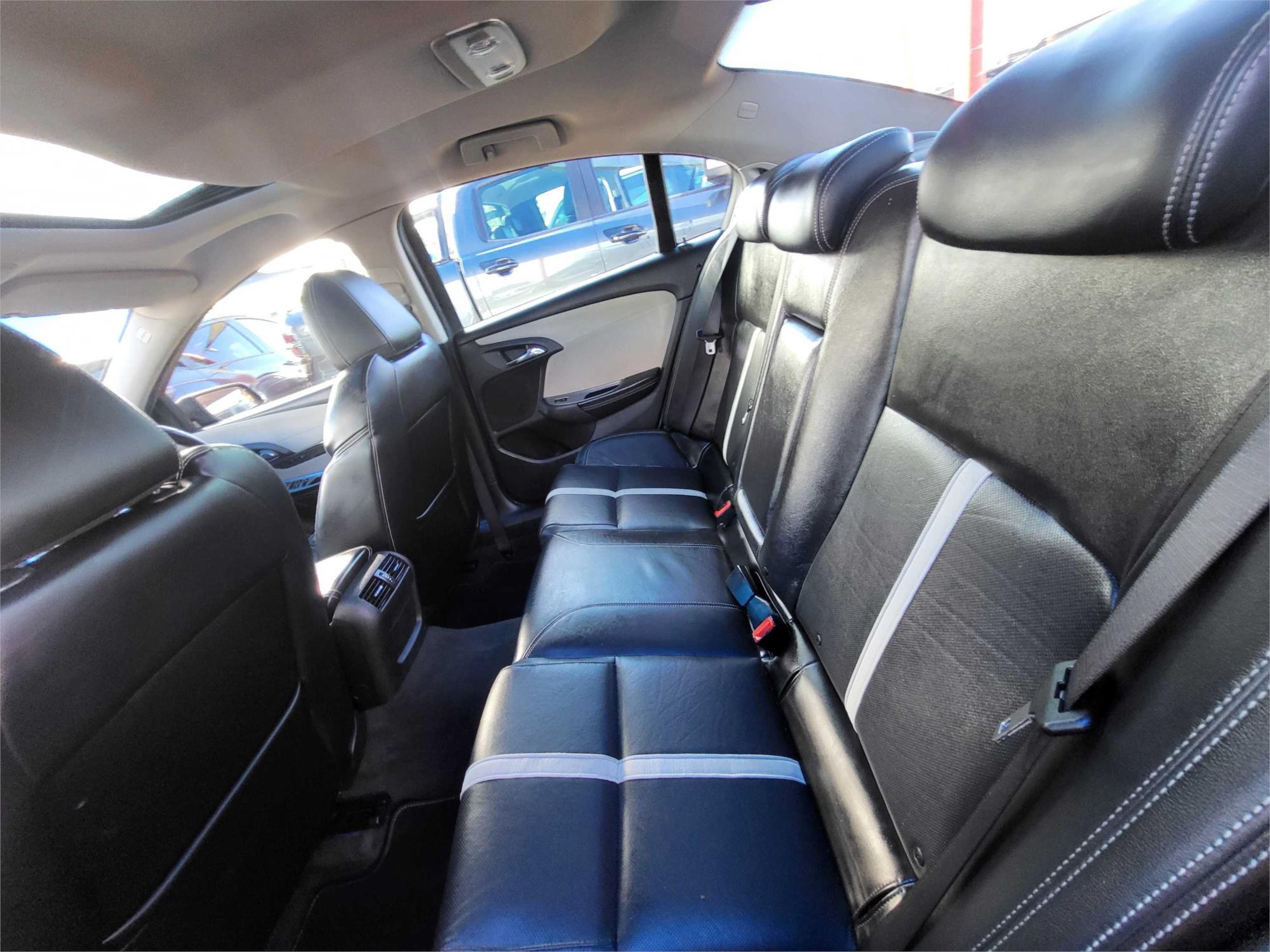 2015 HOLDEN CALAIS VF V SPORTS AUTOMATIC SEDAN