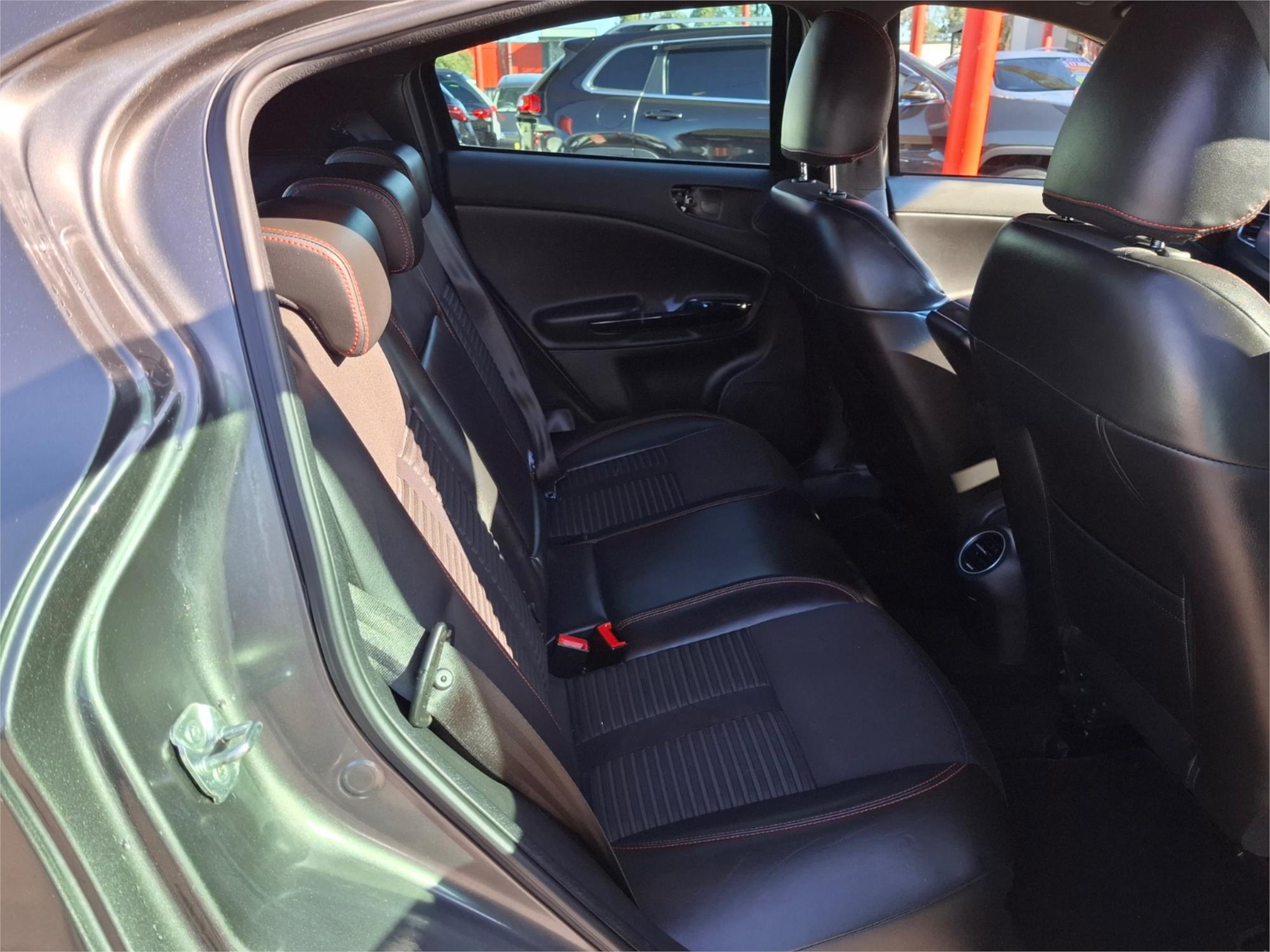 2013 ALFA ROMEO GIULIETTA SERIES 0 DISTINCTIVE SPORTS AUTOMATIC DUAL CLUTCH HATCHBACK