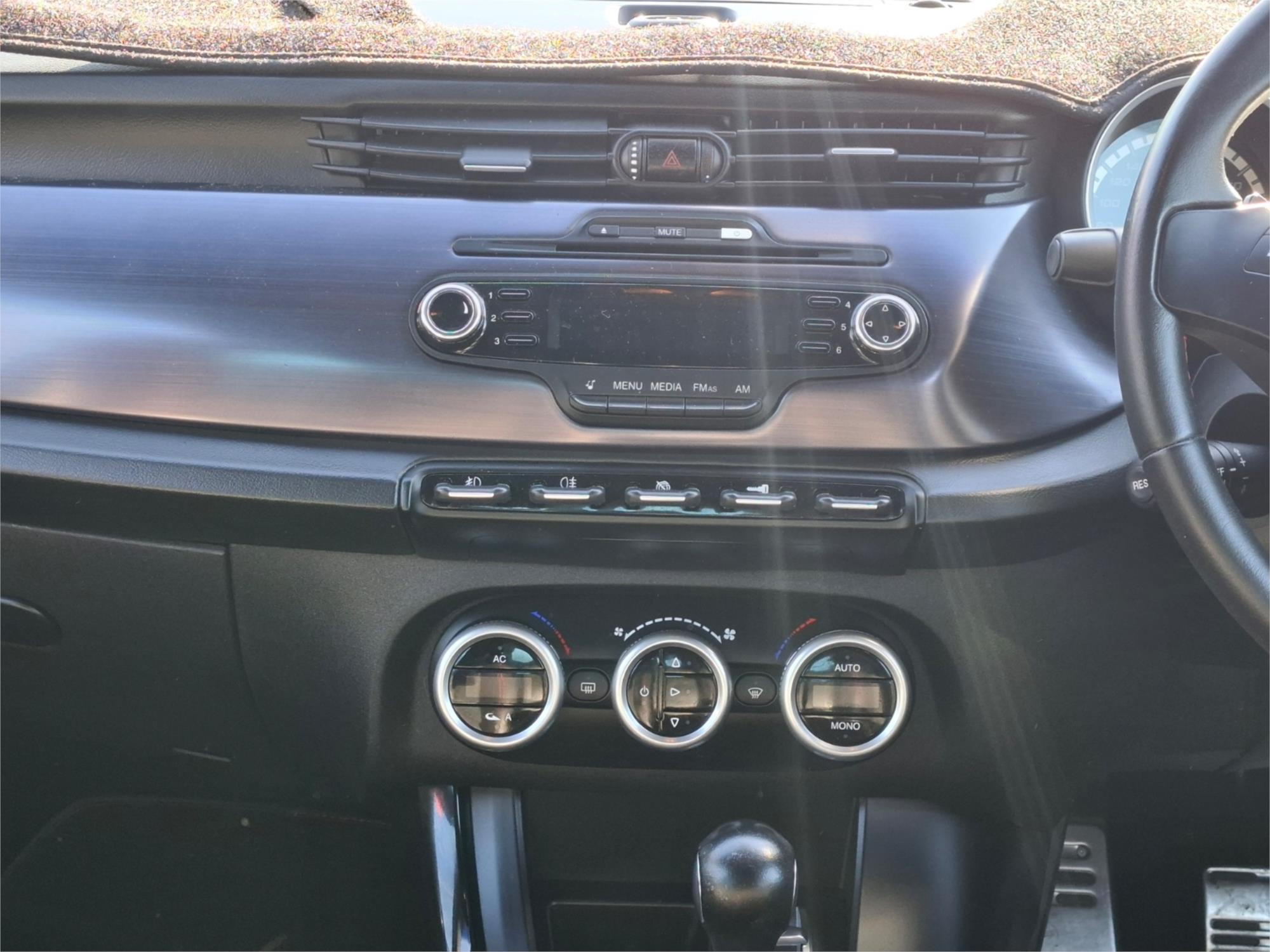 2013 ALFA ROMEO GIULIETTA SERIES 0 DISTINCTIVE SPORTS AUTOMATIC DUAL CLUTCH HATCHBACK