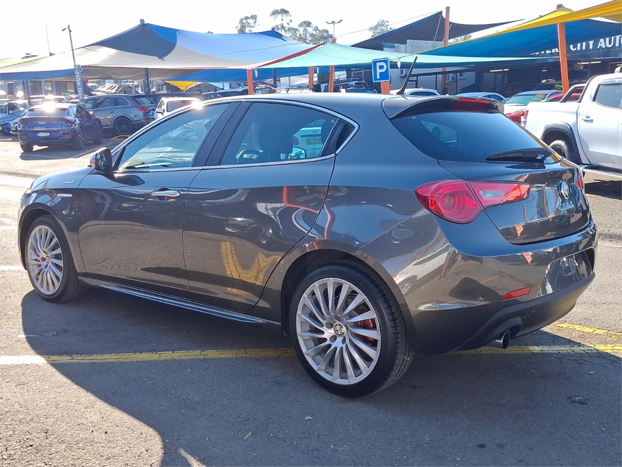2013 ALFA ROMEO GIULIETTA SERIES 0 DISTINCTIVE SPORTS AUTOMATIC DUAL CLUTCH HATCHBACK