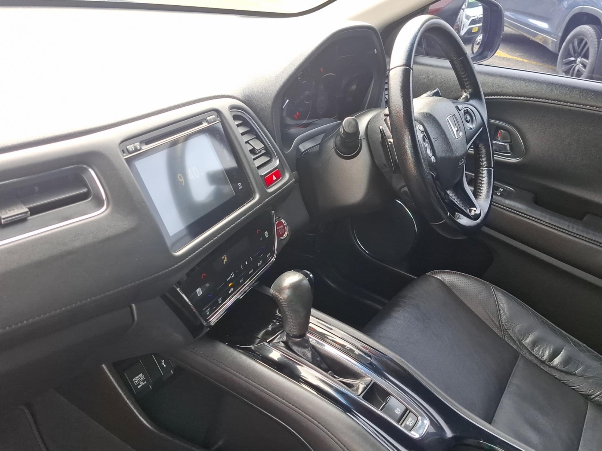 2015 HONDA HR-V VTI-L CONSTANTLY VARIABLE TRANSMISSION WAGON