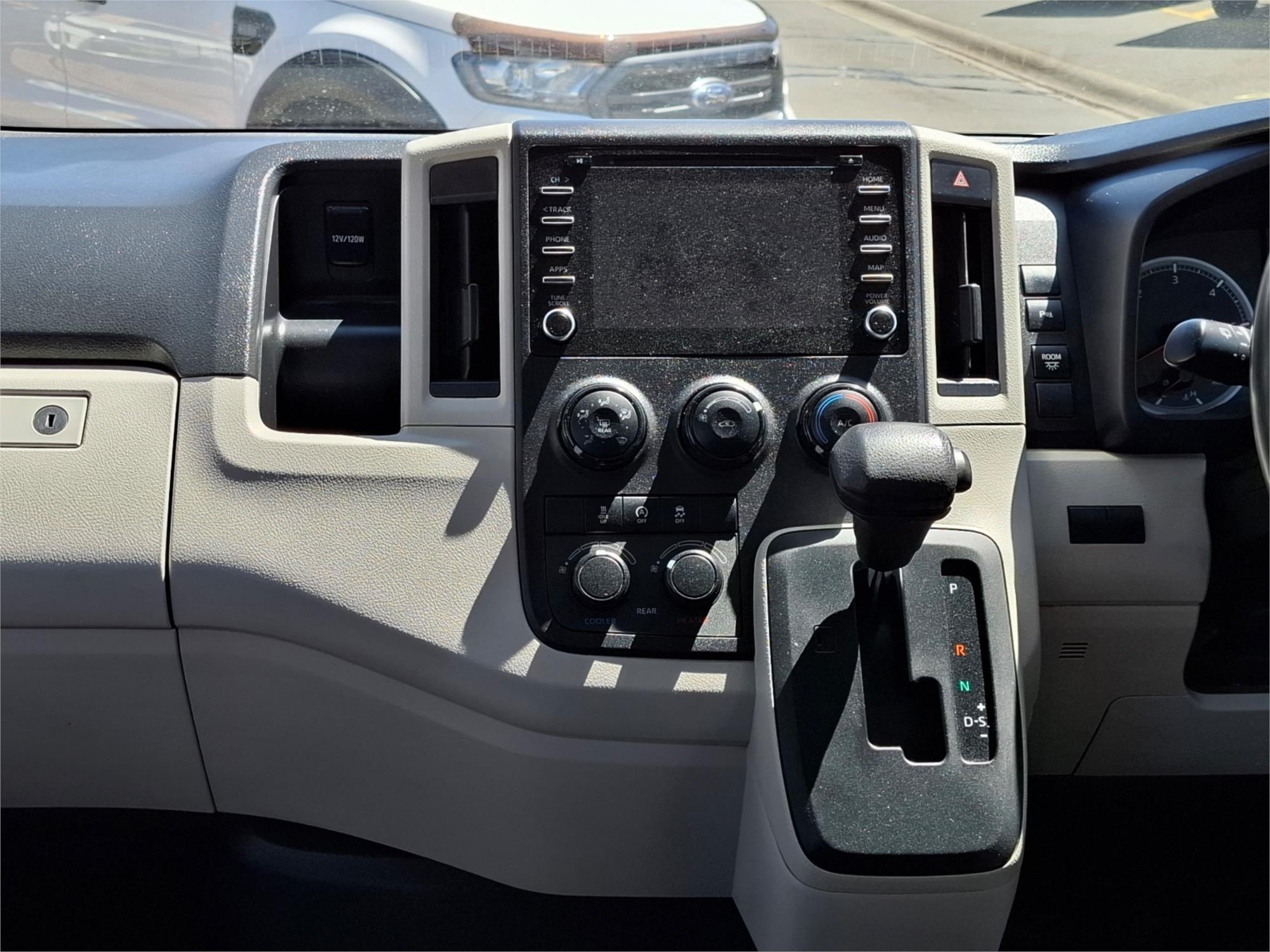 2019 TOYOTA HIACE GDH322R COMMUTER SPORTS AUTOMATIC BUS