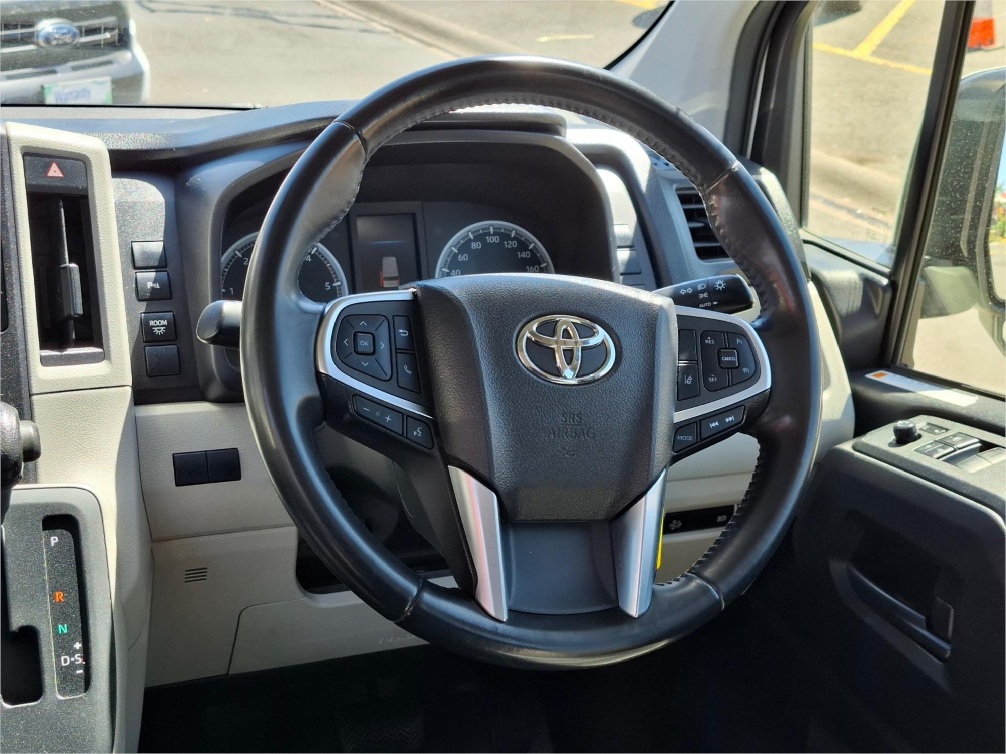 2019 TOYOTA HIACE GDH322R COMMUTER SPORTS AUTOMATIC BUS