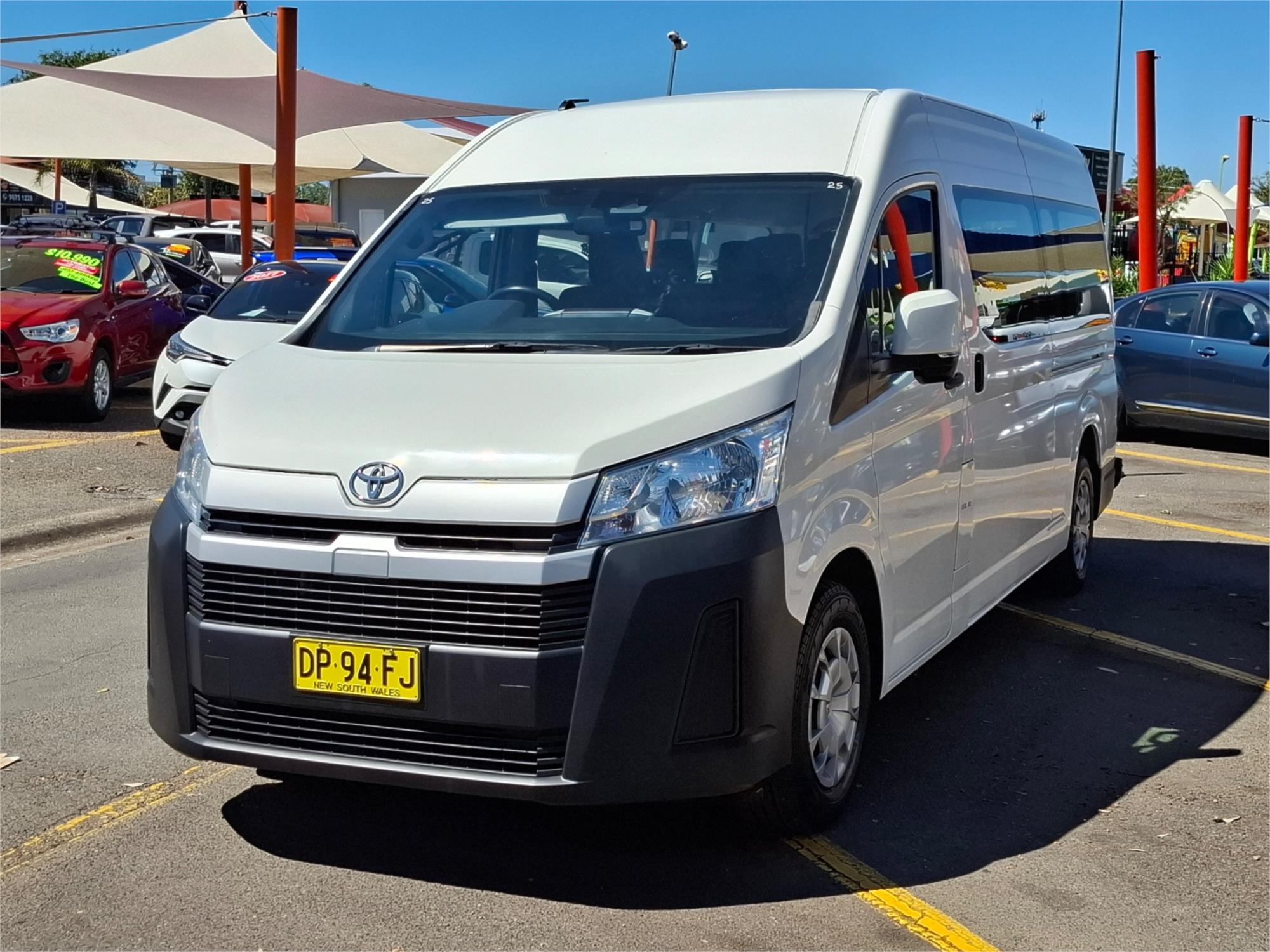 2019 TOYOTA HIACE GDH322R COMMUTER SPORTS AUTOMATIC BUS