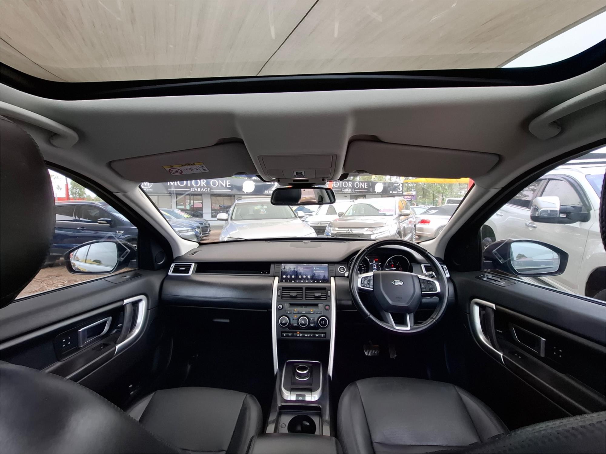 2017 LAND ROVER DISCOVERY SPORT L550 MY18 SD4 (177kW) SE 5 SEAT 9 SP AUTOMATIC 4D WAGON