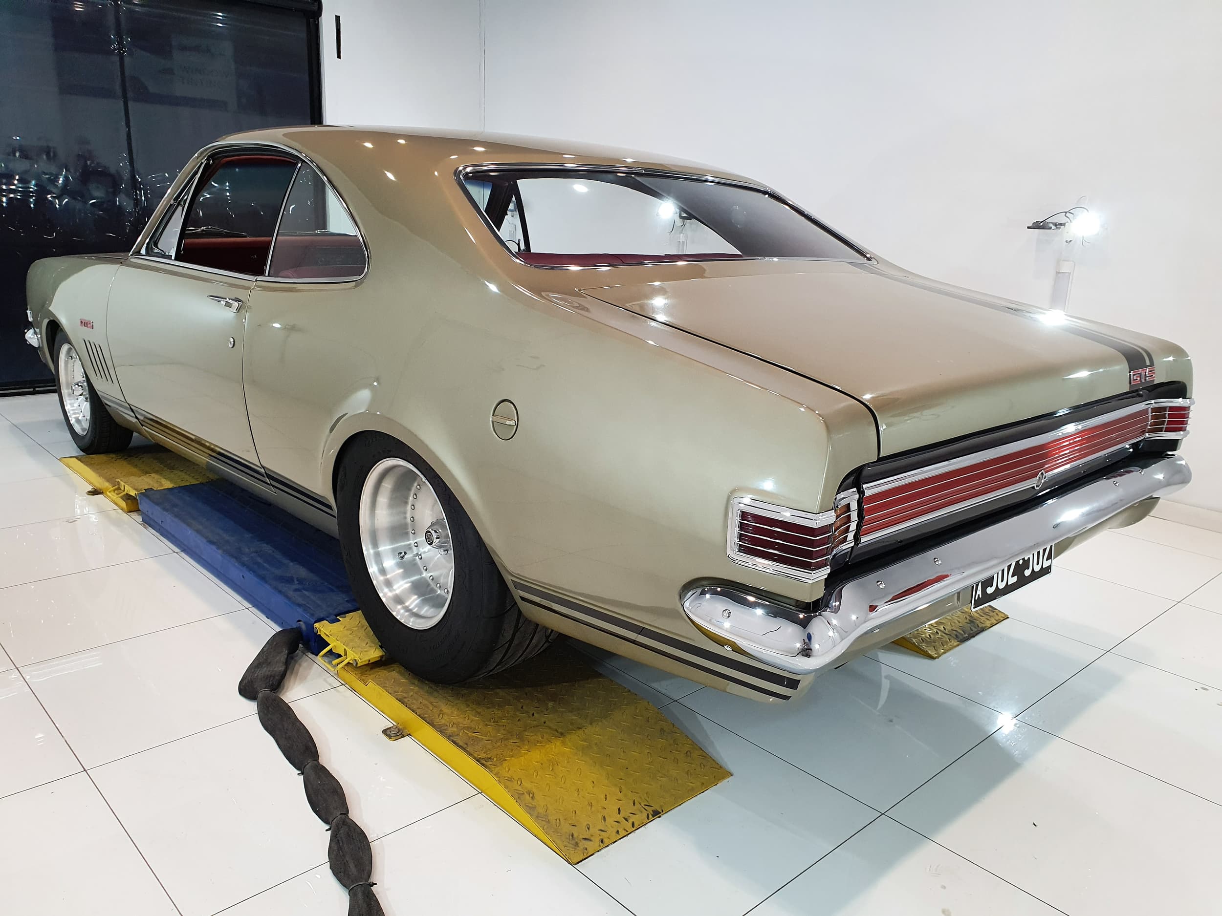 1968 HOLDEN MONARO GTS HK AUTO