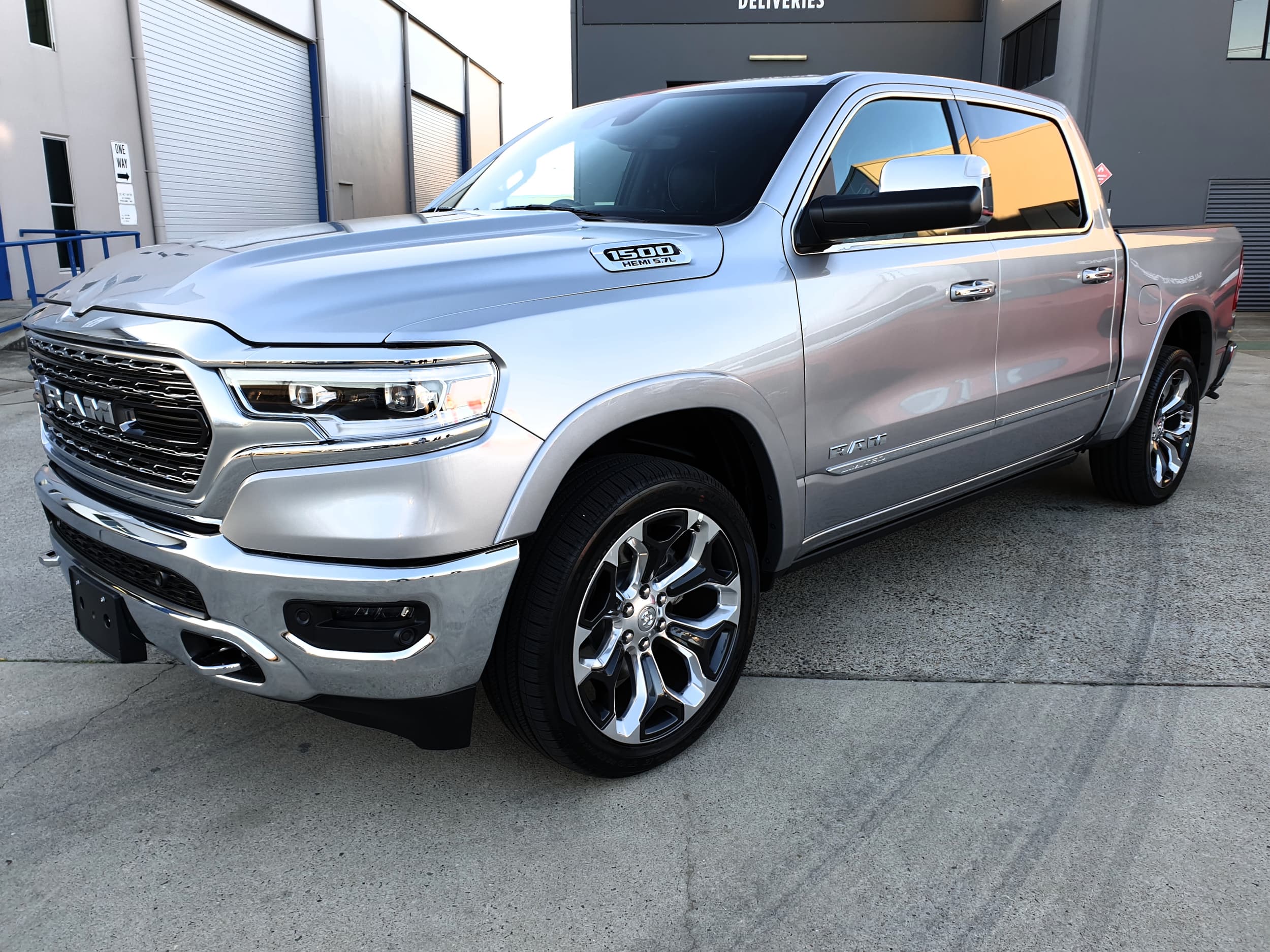 2019 DODGE RAM 1500 LIMITED AUTO 4X4 MY19