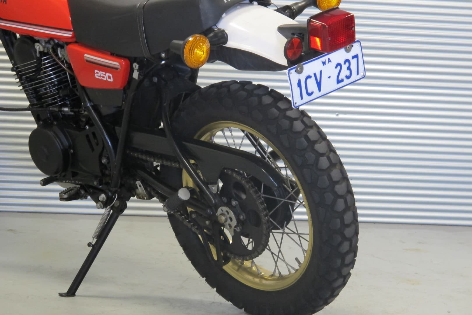 1982 YAMAHA XT250