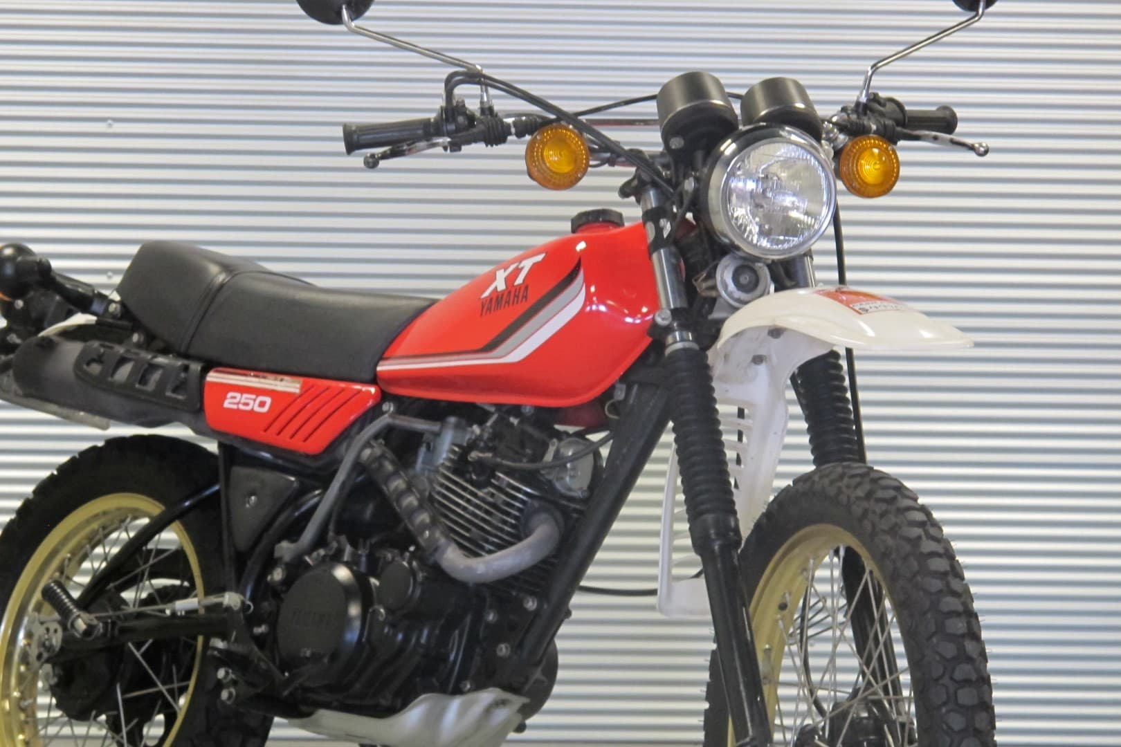 1982 YAMAHA XT250
