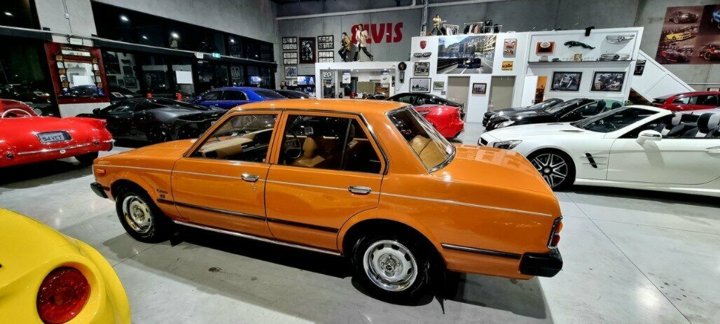 1981 TOYOTA CORONA CS 3 SP AUTOMATIC 4D SEDAN
