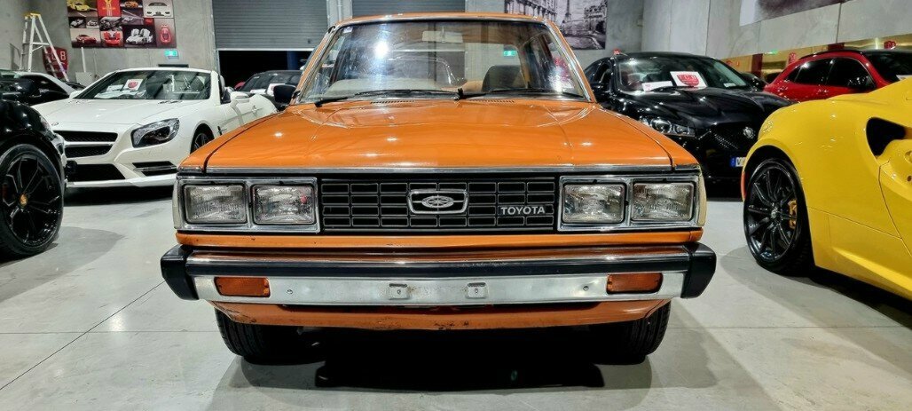 1981 TOYOTA CORONA CS 3 SP AUTOMATIC 4D SEDAN