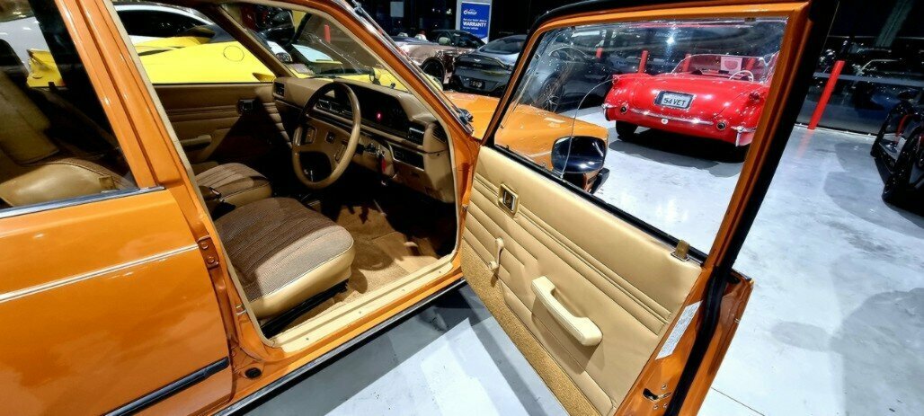 1981 TOYOTA CORONA CS 3 SP AUTOMATIC 4D SEDAN