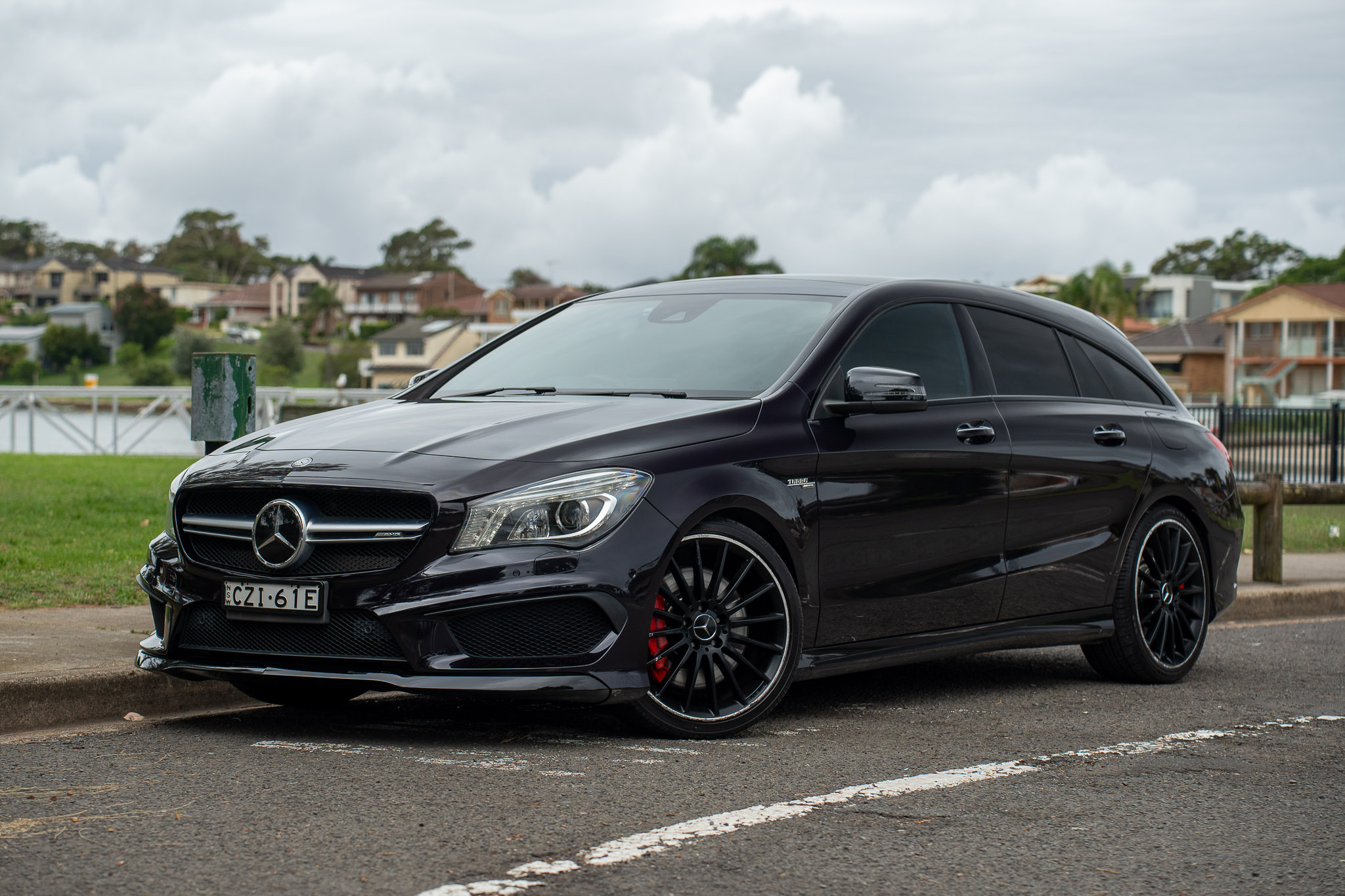 05/2015 MERCEDES BENZ CLA 45 AMG 4MATIC (AWD) SHOOTING BRAKE 117 MY15 NORTHERN LIGHTS VIOLET METALLIC TURBO 2.0L