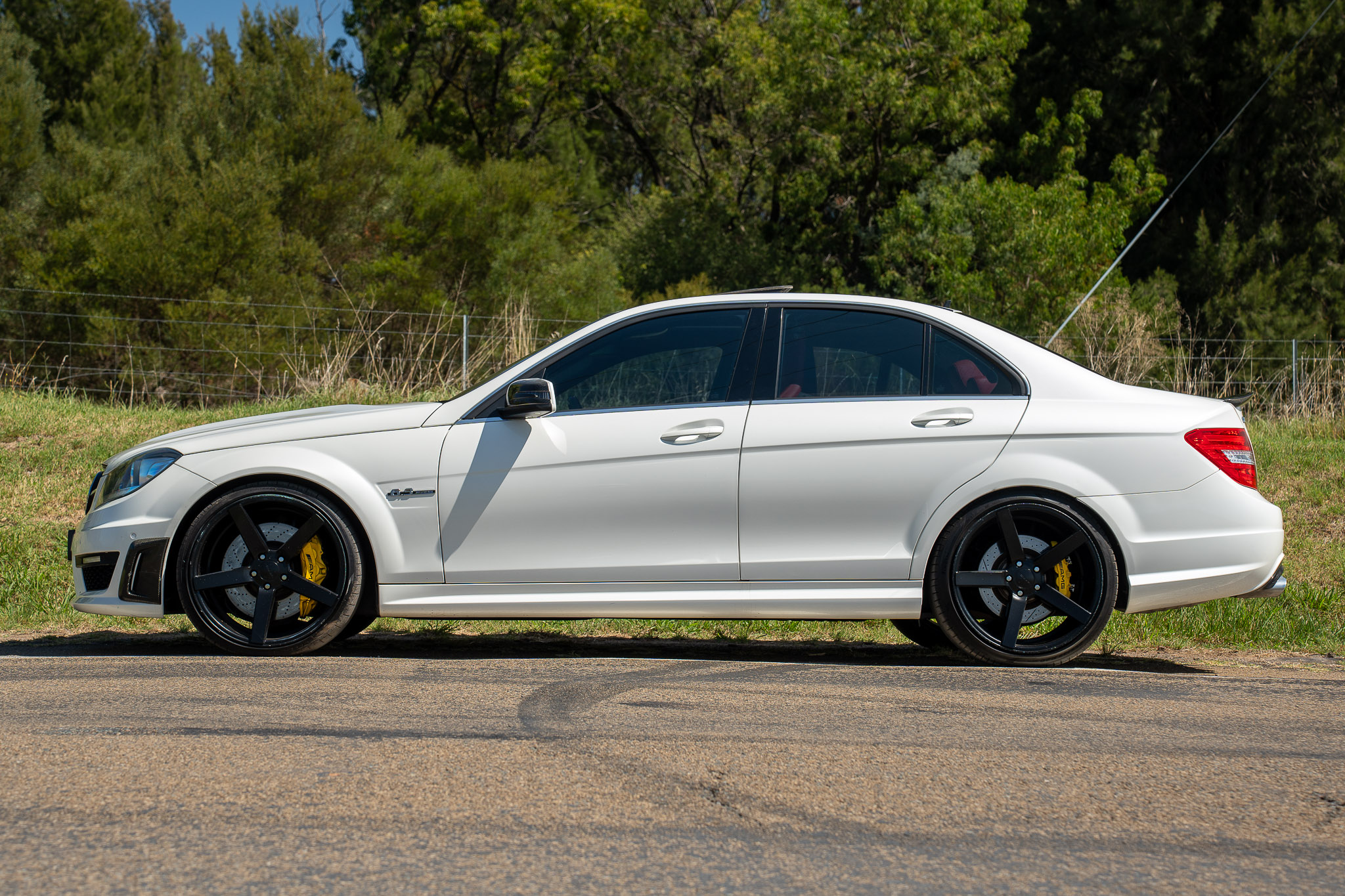 8/2012 MERCEDES BENZ C63 AMG W204 MY12 4D SEDAN DIAMOND WHITE BRIGHT METALLIC V8 6.3L