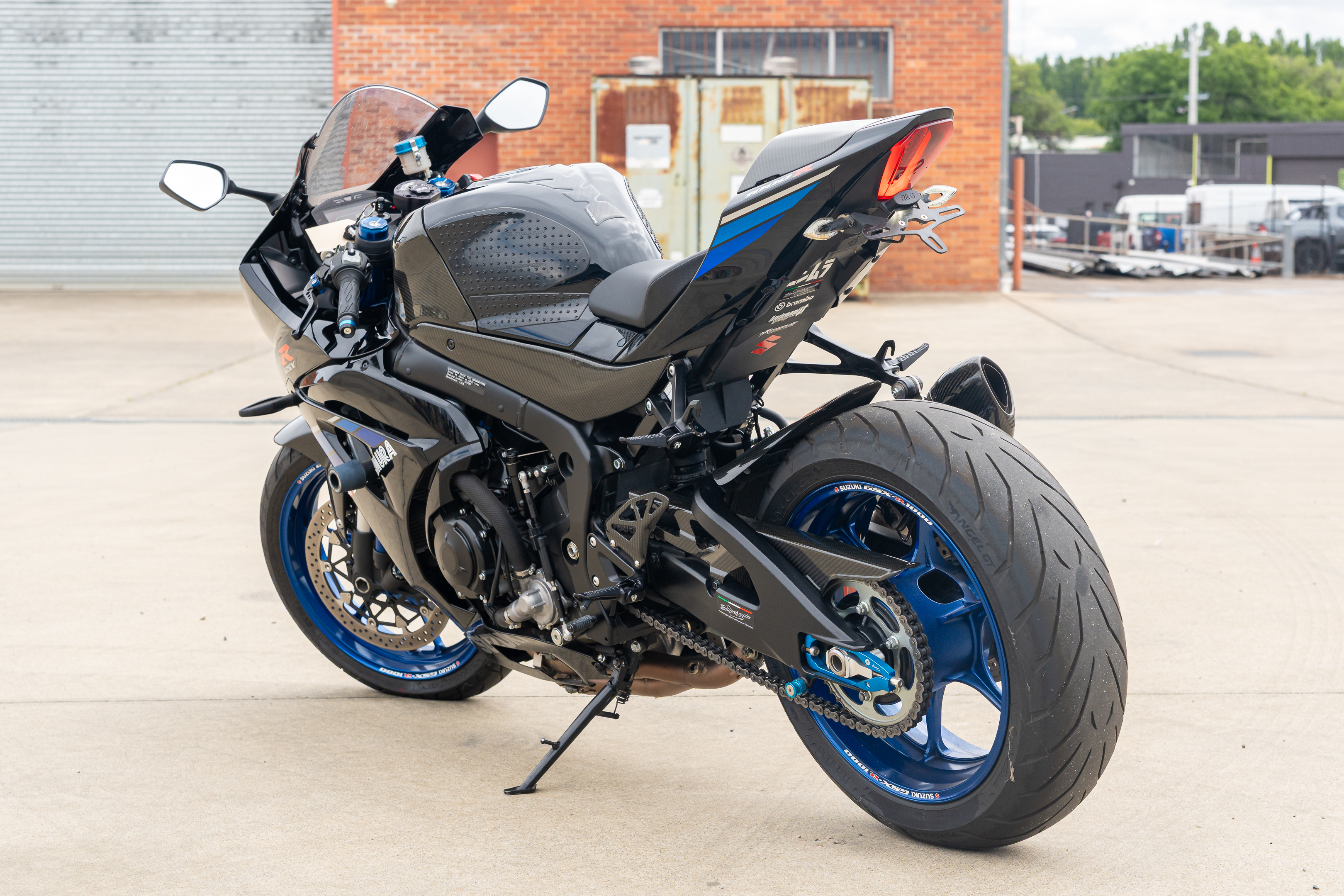 2017 SUZUKI GSX-R1000R SPORTS