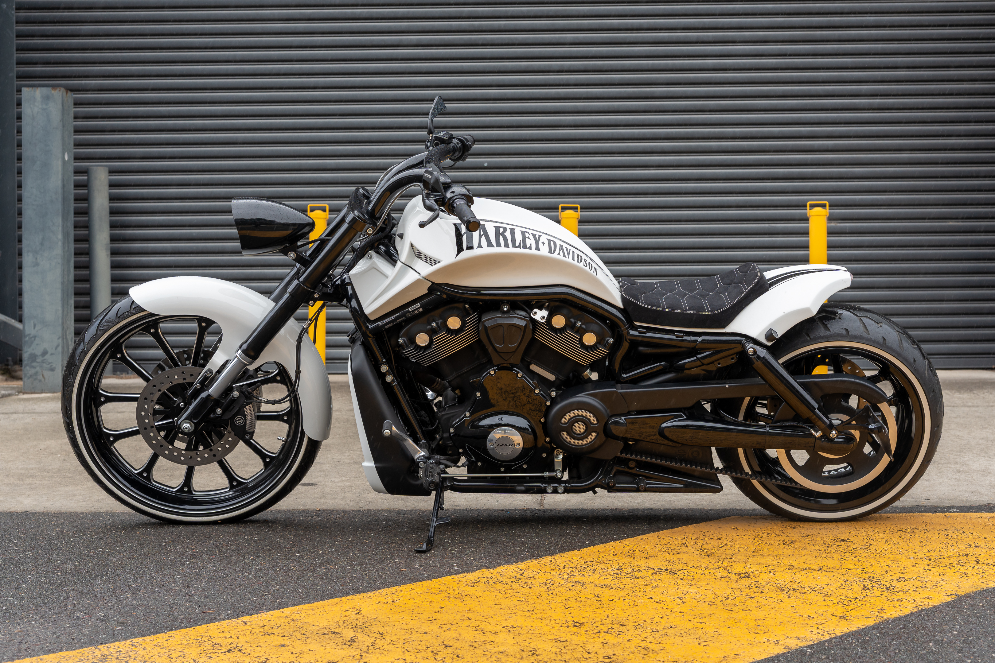 2014 HARLEY-DAVIDSON VRSCDX NIGHT ROD SPECIAL CRUISER